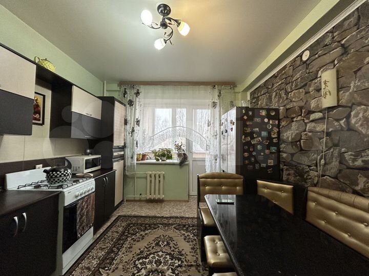 2-к. квартира, 66,4 м², 4/9 эт.