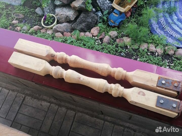 Балясины деревянные новые