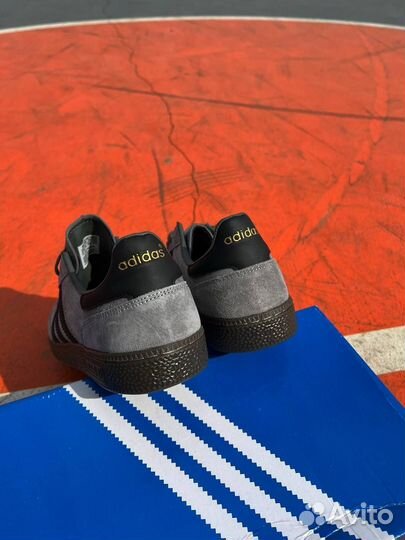 Adidas spezial