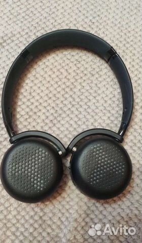 Беспроводные наушники AKG harman