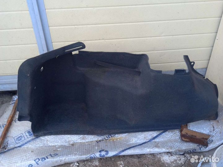 Рено лагуна 2 лифтбек- обшивка багажника