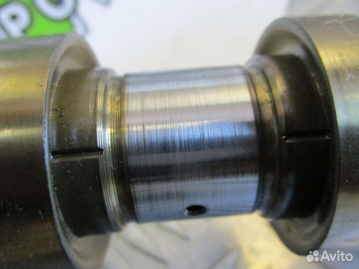 Распредвал выпускной Kia Rio 3 2012г 1.4