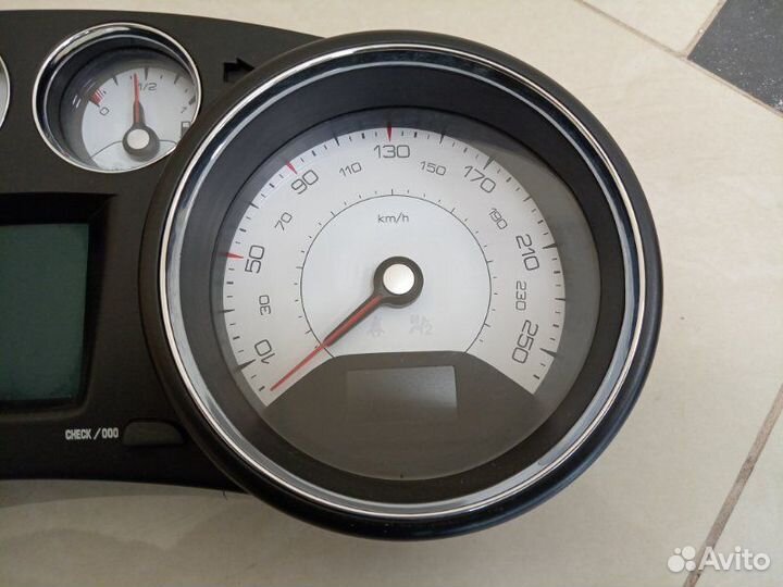 Панель приборов Peugeot 408 4D EP6C M 2012