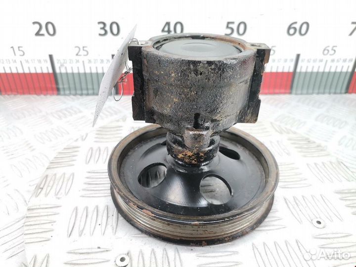 Насос для Mitsubishi Carisma