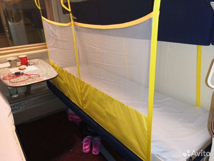 Манеж экран