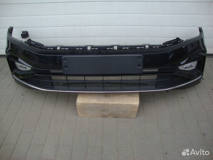Передний бампер R-line VW passat B8 в комплекте