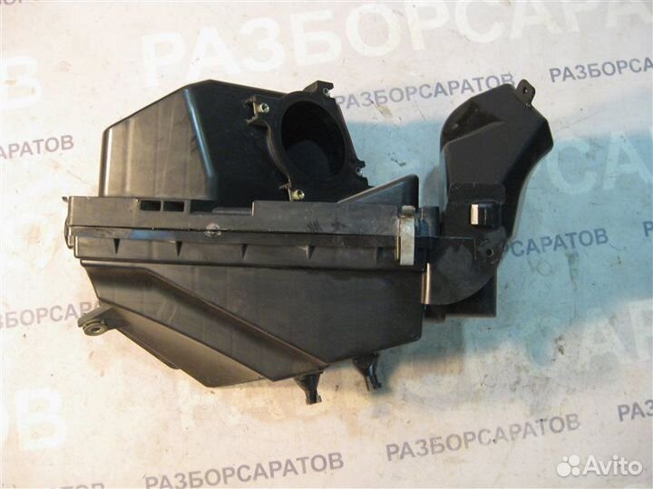 Корпус воздушного фильтра Nissan Primera P12