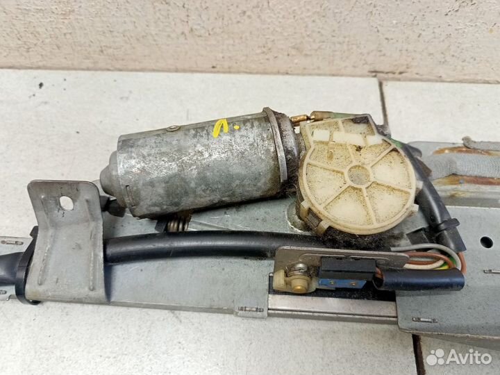 Механизм подачи ремня безопасности