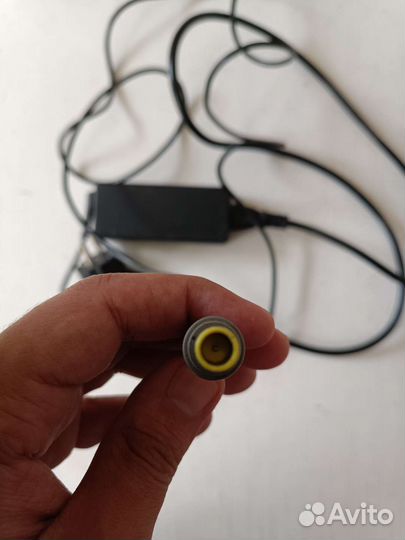 Блок питания для ноутбуков Lenovo 20V/3,25A