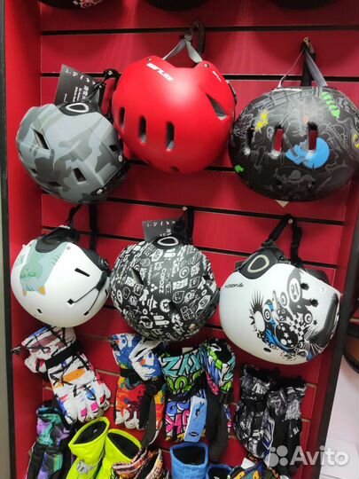 Защитный шлем(лыжи, сноуборд, велосипед)