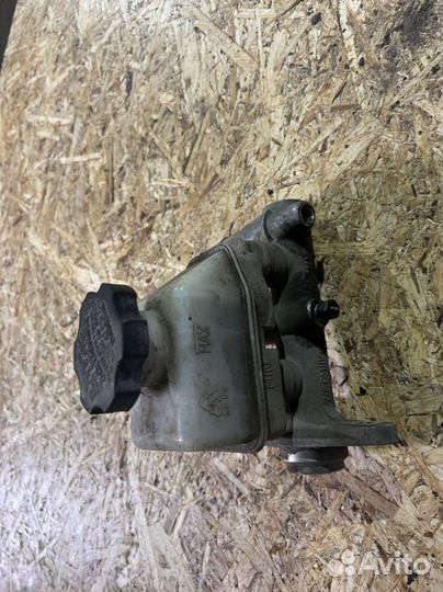 Главный тормозной цилиндр Hyundai Accent