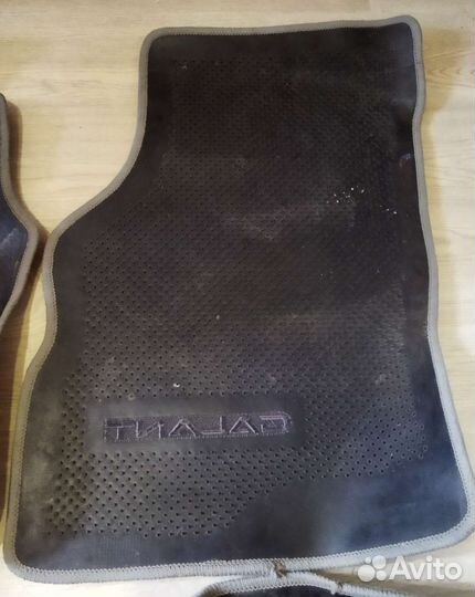 Комплект велюровых ковриков на Mitsubishi Galant