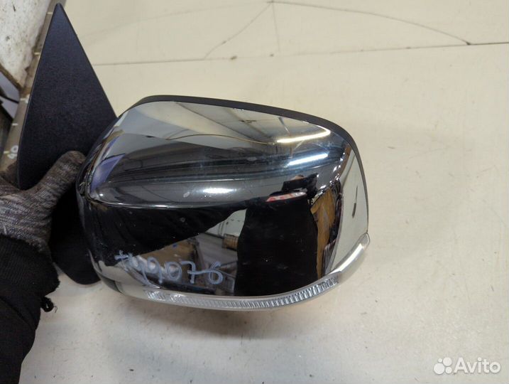 Зеркало боковое левое Nissan Navara