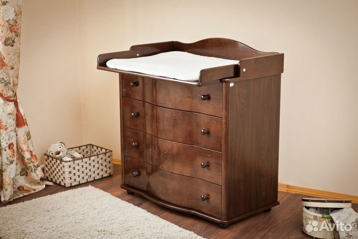 Кровать детская с комодом