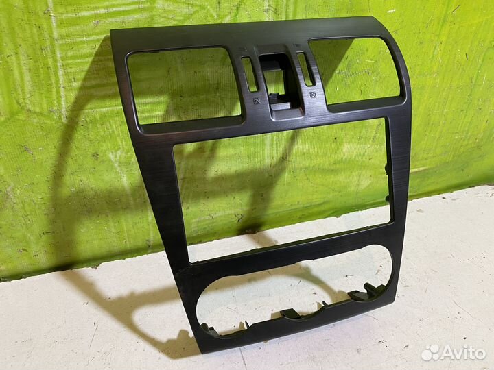 Рамка магнитолы Subaru Forester SJ 66065FJ000