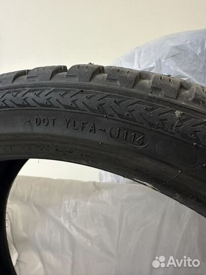 Nokian Tyres Hakkapeliitta 9 255/35 R19