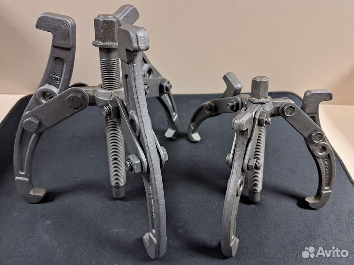 Съёмник 3-х лапый, новый