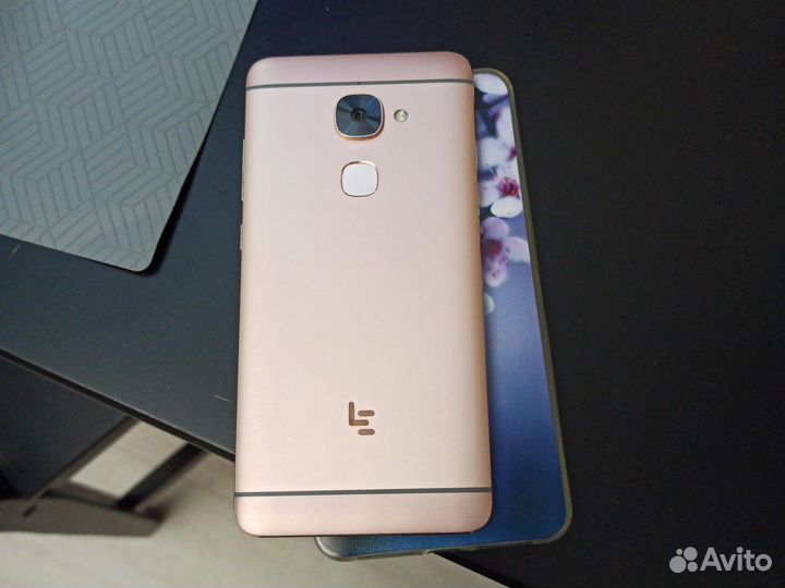 LeEco Le S3, 3/32 ГБ