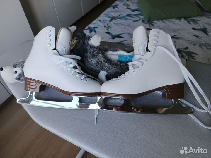 Фигурные коньки jackson artiste