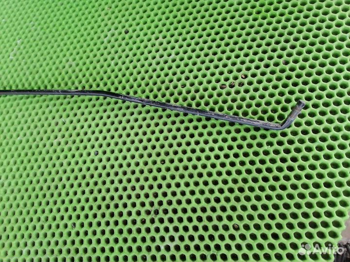 Упор капота Опель корса Ц