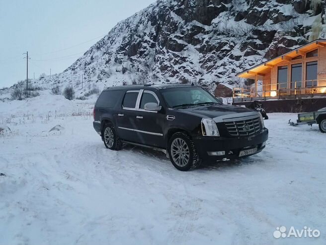 Трансфер териберка. Нива крузак. Toyota Land Cruiser 200. Нива Шевроле крузак. Ленд Крузер 200 Рестайлинг 2.