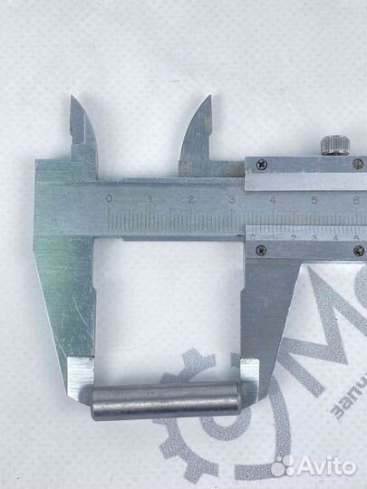 Ось ролика вариатора Сафари (L35мм)