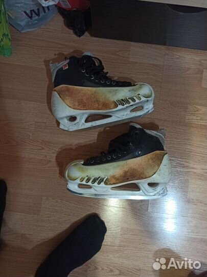 Вратарские коньки graf