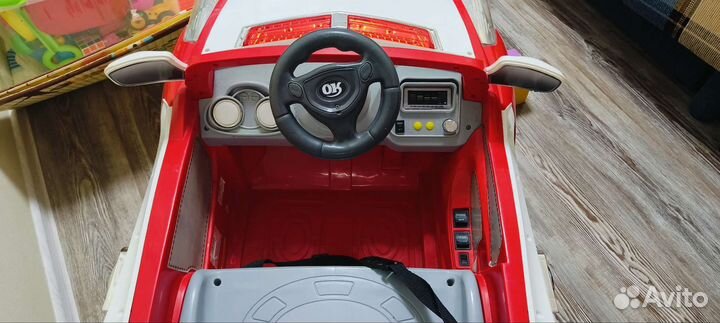 Детский электромобиль