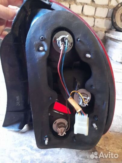 Задний левый фонарь chevrolet lanos