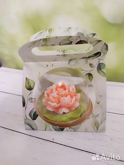 Цветы из мыла в куполе