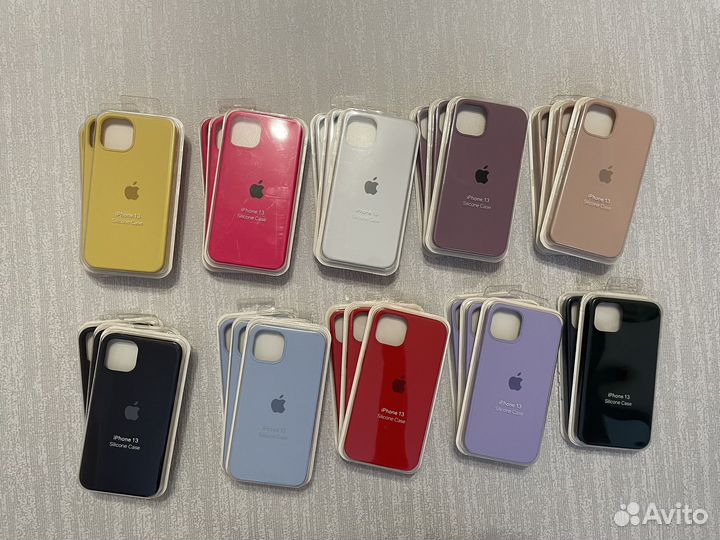 Чехол на айфон 13