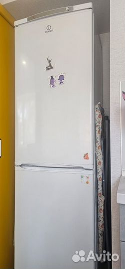 Холодильник indesit бу