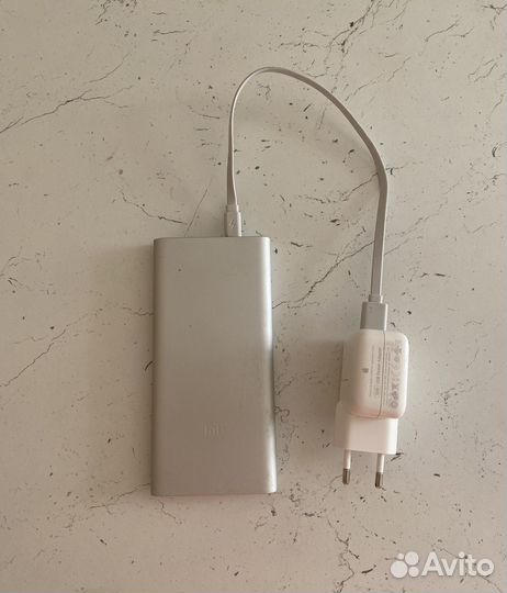Power Bank Xiaomi Mi + вилка Apple + фонарик Эра