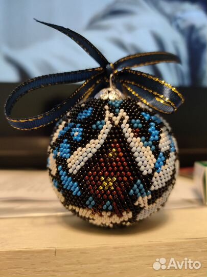 Подарочный шар ручная работа из бисера