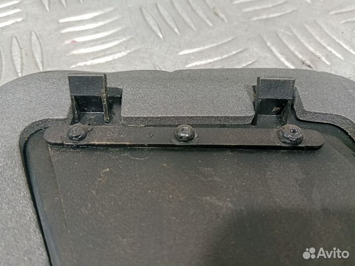 Б/У Решетка вентиляционная правая Peugeot P#001