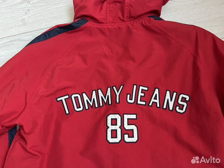 Ветровка tommy jeans S