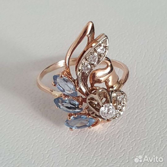 Золотые серьги и кольцо с топазами 583 проба