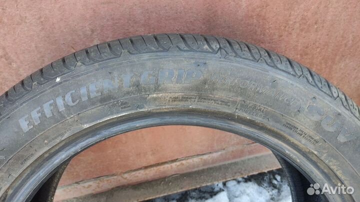 Goodyear EfficientGrip Performance SUV 225/55 R19