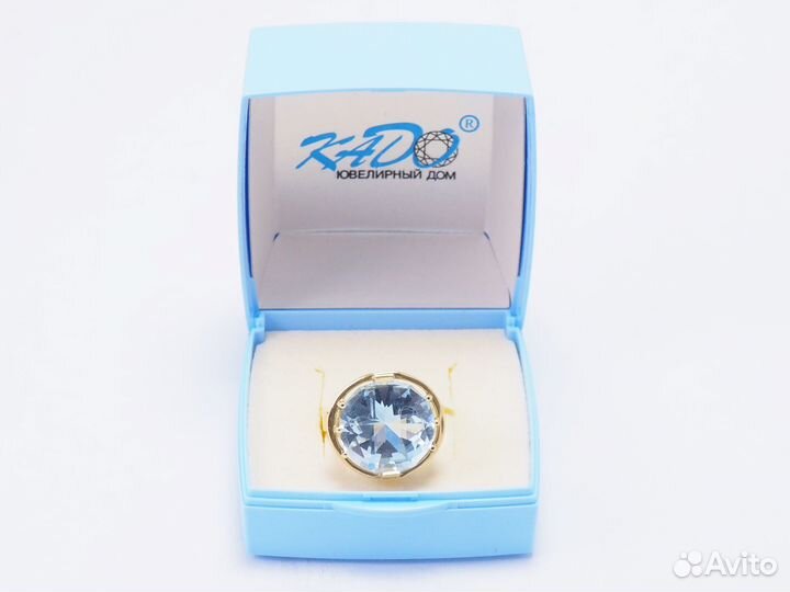Кольцо золотое с топазом. Золото 585 пр. 6,74 гр