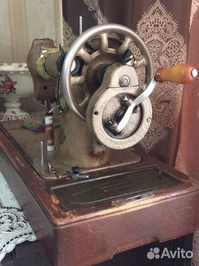 Швейная машина Подольск