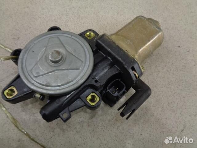 Моторчик стеклоподъемника задний правый Nissan Ma