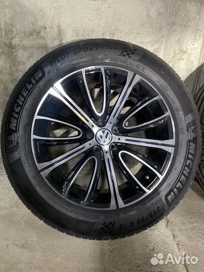 Комплект колес Replica Michelin R19 VAG