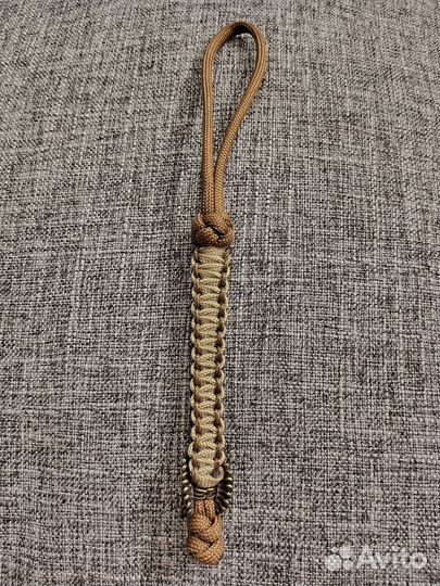 Темляк/брелок из паракорда