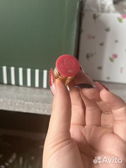 Помада lancome 08