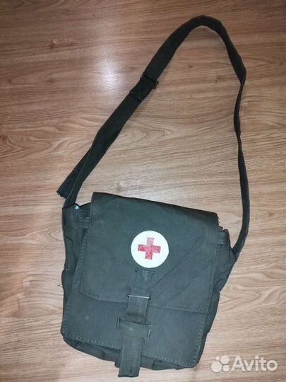 Сумка военно - медицинская