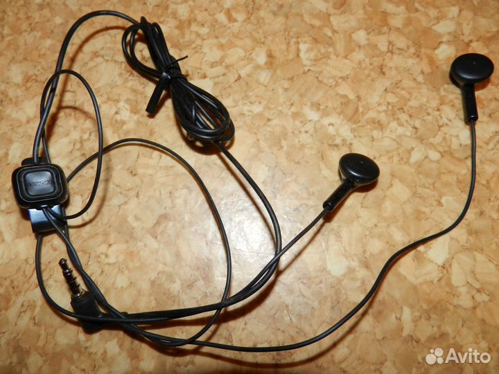 Наушники-гарнитура Nokia