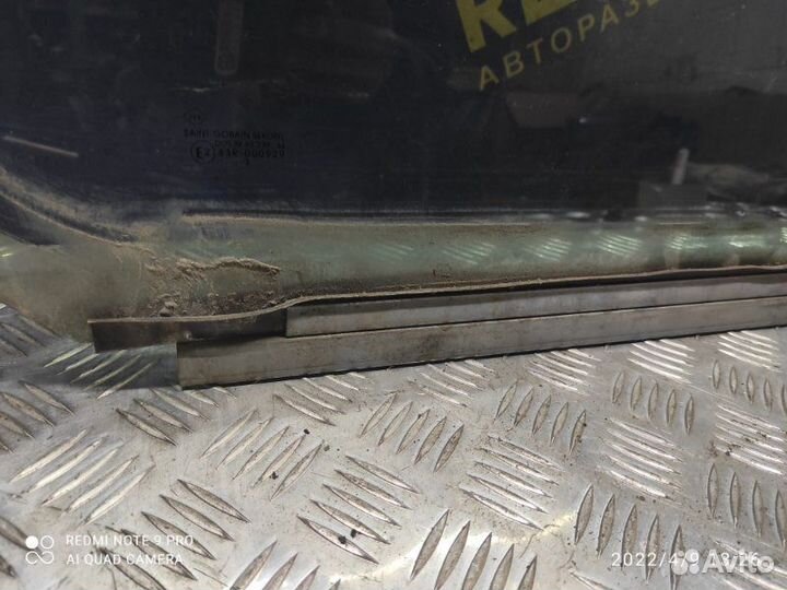 Стекло двери переднее правое Renault Kangoo KC 1.4