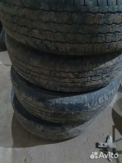 Bridgestone Dueler H/T 245/70 R16 111