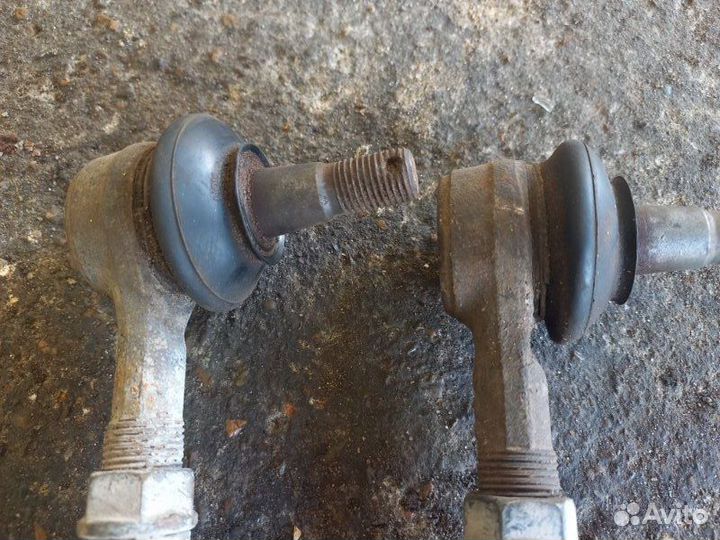 Рычаг поперечный задний Toyota Avensis 2008