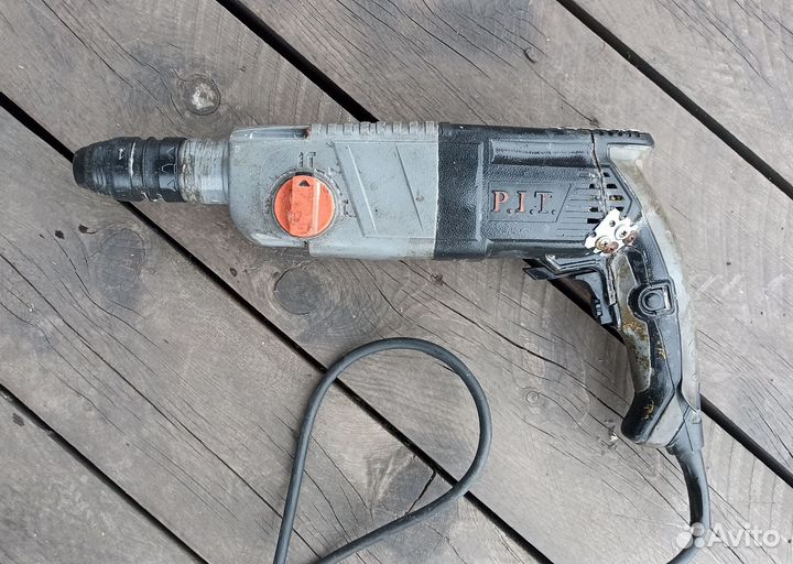 Перфоратор